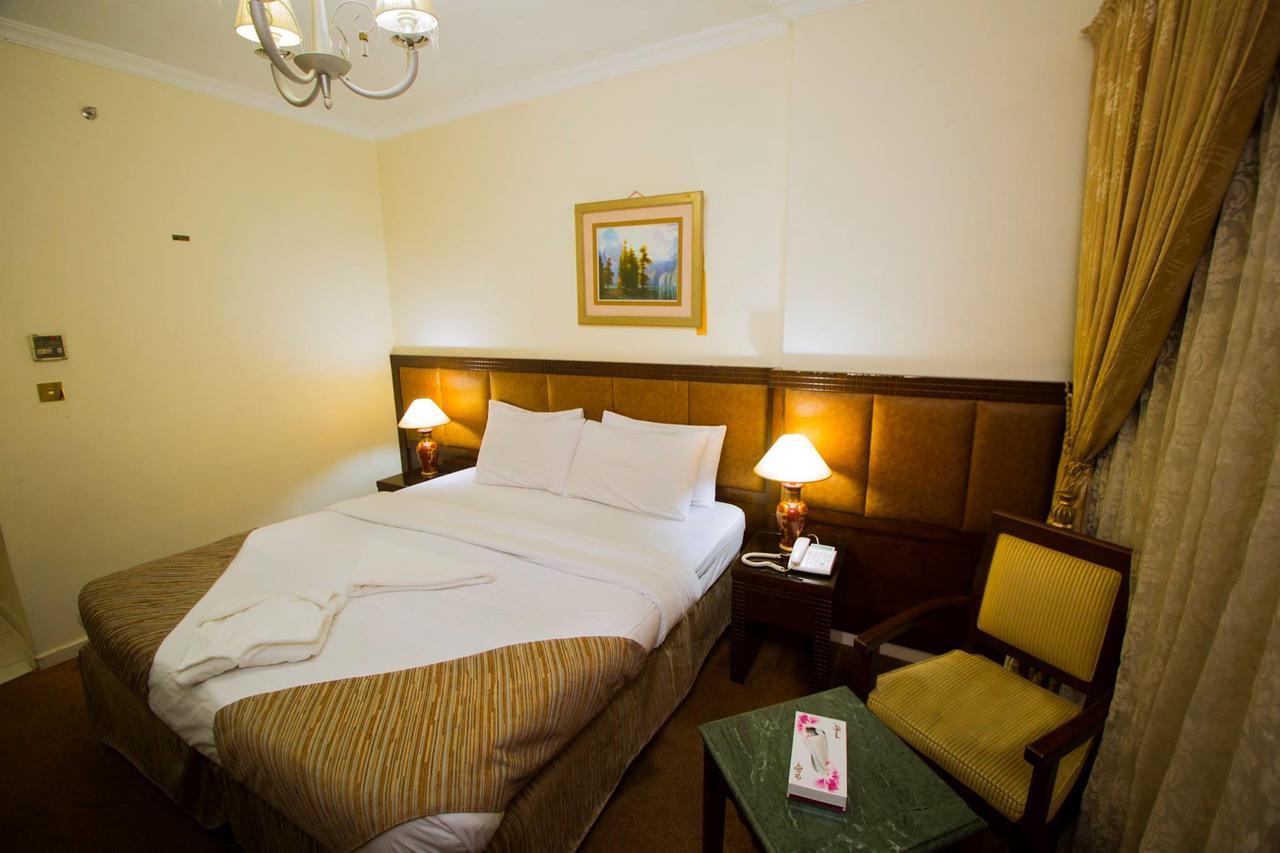 Anwar Al Zahraa Hotel Medina Bagian luar foto