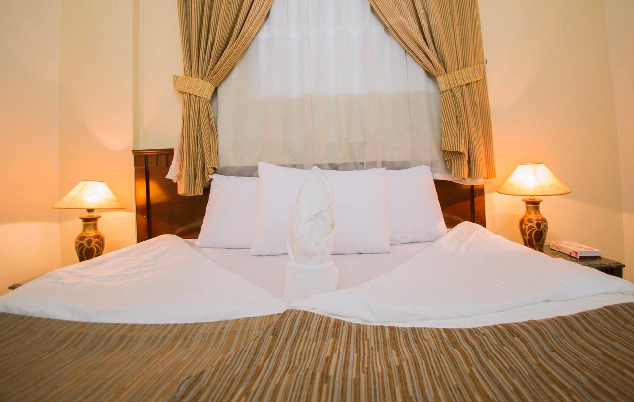 Anwar Al Zahraa Hotel Medina Bagian luar foto