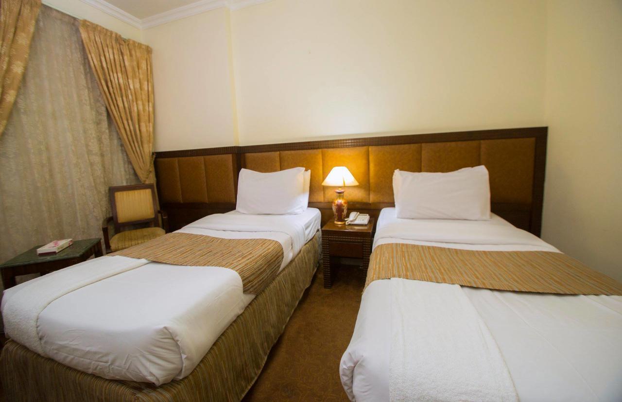 Anwar Al Zahraa Hotel Medina Bagian luar foto